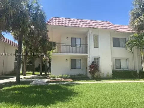 16199 Saddle Club Rd #201, Weston, FL 33326