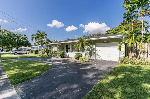 481 SW 55th Ter, Plantation, FL 33317