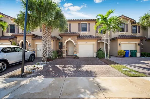 5428 NW 27th St #5428, Margate, FL 33063