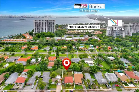 1560 NE 1562 Ne 109th St, Miami, FL 33161
