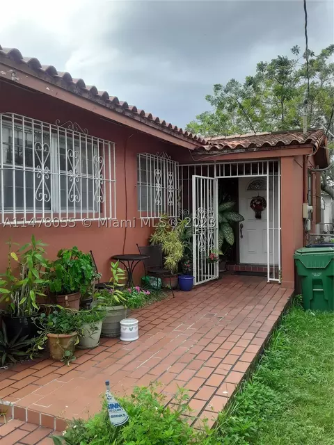 3440 SW 87th Ave, Miami, FL 33165
