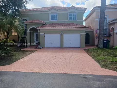 13450 SW 142nd Ter, Miami, FL 33186