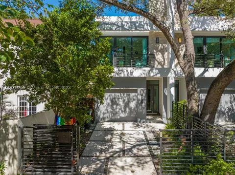 2981 Jackson Ave #2981, Miami, FL 33133