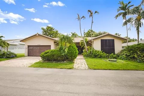 4404 Queen Palm Ln, Tamarac, FL 33319