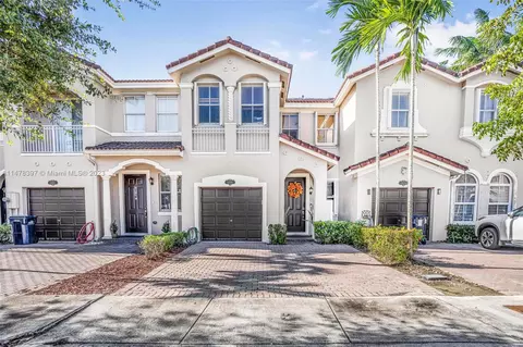 14968 SW Sw 23rd Way, Miami, FL 33185