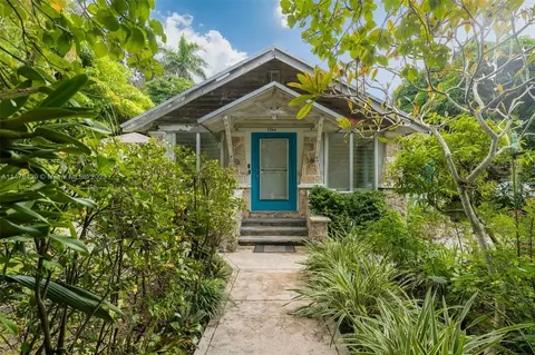 2344 Lincoln Ave, Coconut Grove, FL 33133
