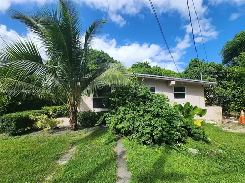 5923 SW 67th St, South Miami, FL 33143