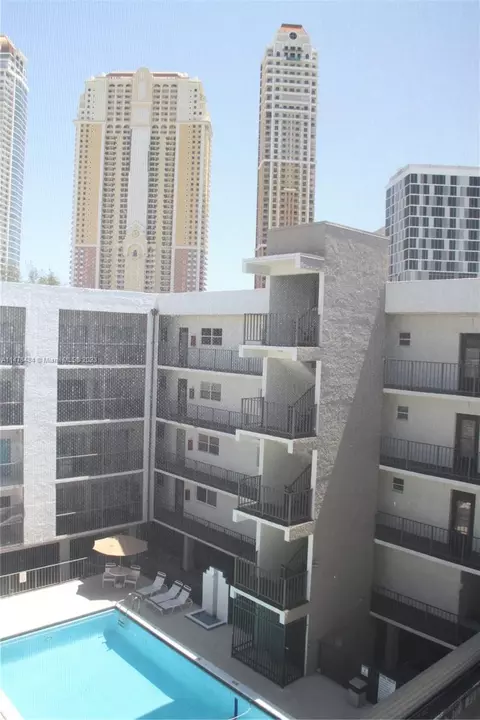 201 178th Dr #527, Sunny Isles Beach, FL 33160
