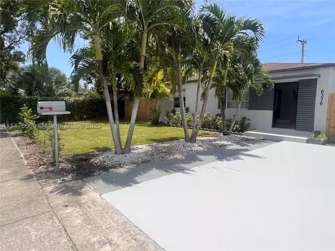 6376 SW 39th St, Miami, FL 33155