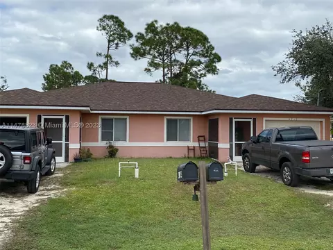 4712 SW 4714 Sw 25th St, Lehigh Acres, FL 33973