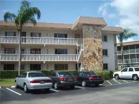2100 Springdale Blvd #105, Palm Springs, FL 33461