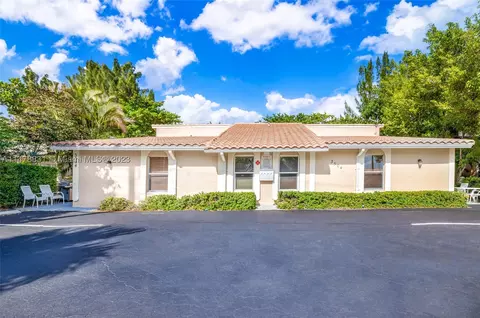 3504 Riverside Dr, Coral Springs, FL 33065