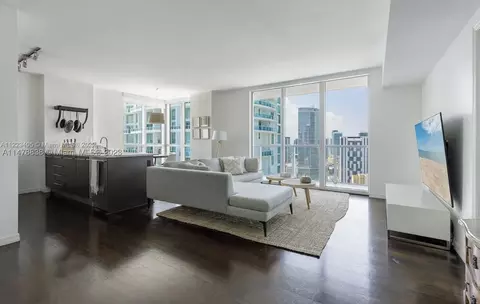 55 SE 6th St #4001, Miami, FL 33131