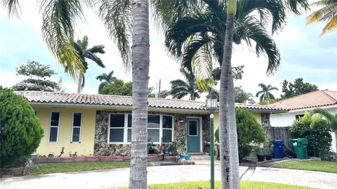 260 191st Ter, Sunny Isles Beach, FL 33160