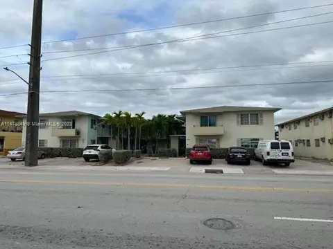 855 W 29th St #16, Hialeah, FL 33012 photo 2
