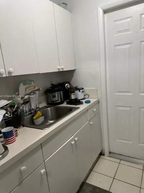 855 W 29th St #16, Hialeah, FL 33012 photo 6