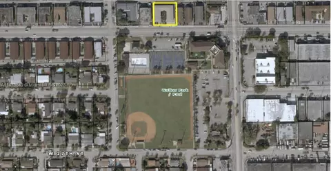 855 W 29th St #16, Hialeah, FL 33012