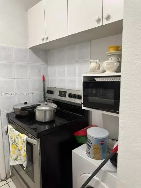 855 W 29th St #16, Hialeah, FL 33012 photo 9