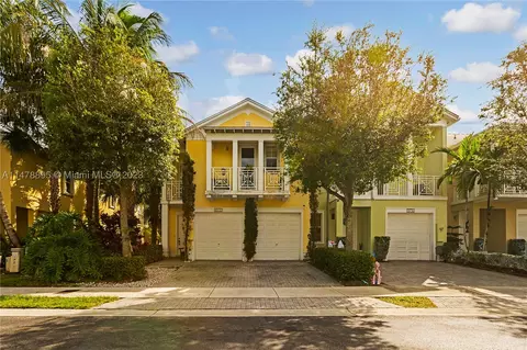 10732 NW 76th Ln #10732, Doral, FL 33178