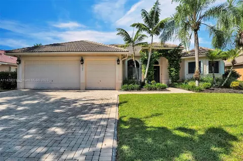 6142 NW 121st Ave, Coral Springs, FL 33076