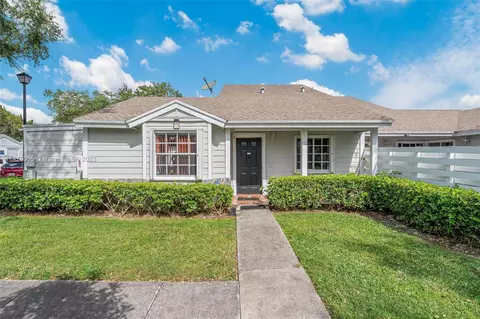 13753 SW 149th Cir Ln #4-44, Miami, FL 33186