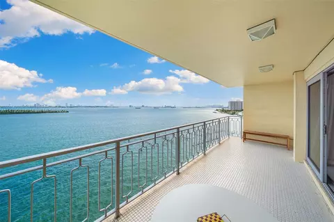 11111 Biscayne Blvd #12A, Miami, FL 33181