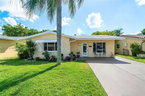 7414 NW 58th St, Tamarac, FL 33321