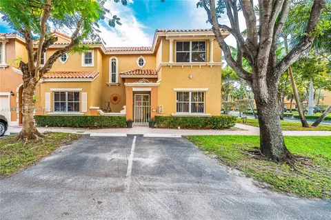 8444 NW 141st Ter #3901, Miami Lakes, FL 33016