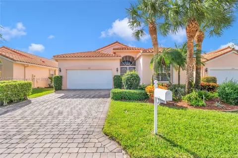 5198 Clover Creek Dr, Boynton Beach, FL 33437
