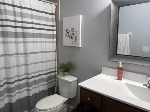 9344 W 33rd Ln #9344, Hialeah, FL 33018 photo 24