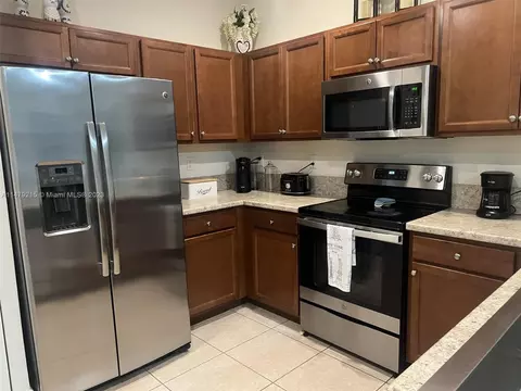 9344 W 33rd Ln #9344, Hialeah, FL 33018 photo 9