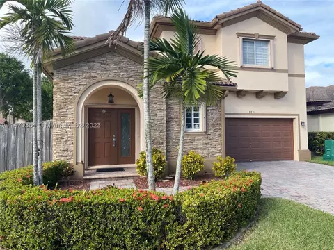 8821 SW 220th St, Cutler Bay, FL 33190