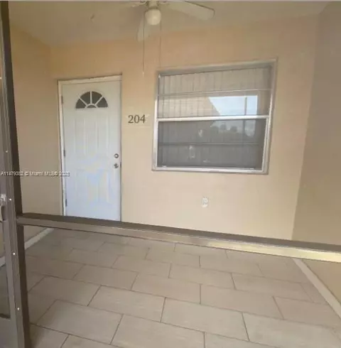 421 NE 1st St #204, Hallandale Beach, FL 33009