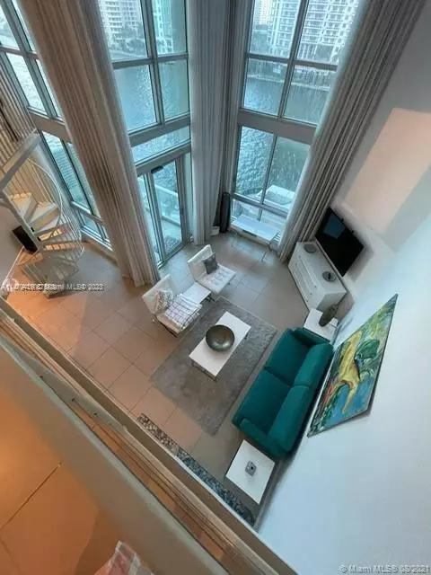 300 S Biscayne Blvd #L-814, Miami, FL 33131
