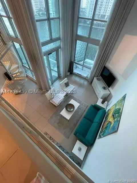 300 S Biscayne Blvd #L-814, Miami, FL 33131