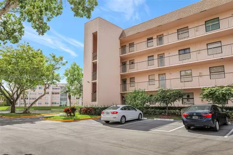 2748 NW 104th Ave #101, Sunrise, FL 33322