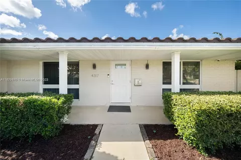4317 Madison St, Hollywood, FL 33021