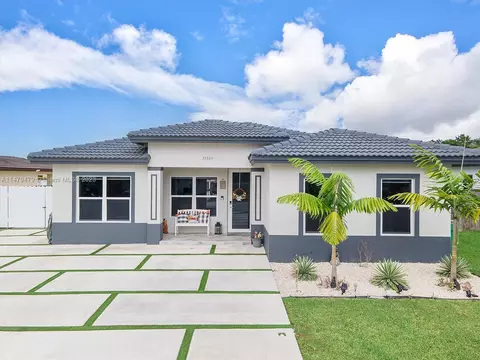 13063 SW 256th St, Homestead, FL 33032