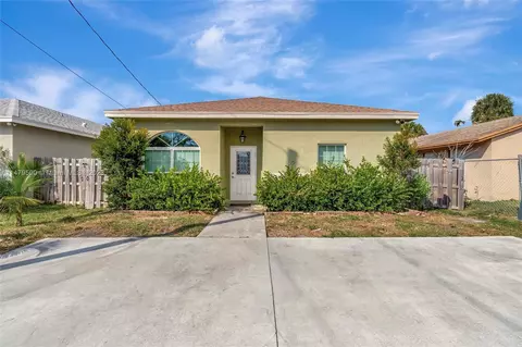 219 NE 12th Ave, Boynton Beach, FL 33435