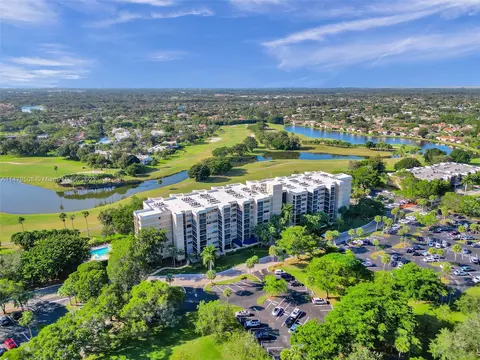 16300 Golf Club Rd #508, Weston, FL 33326