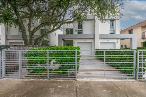3375 Day Ave #3375, Miami, FL 33133