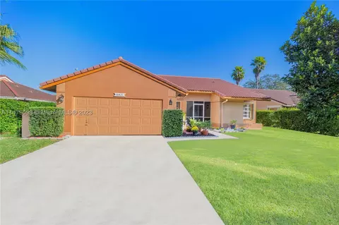 10421 NW 9th Pl, Coral Springs, FL 33071
