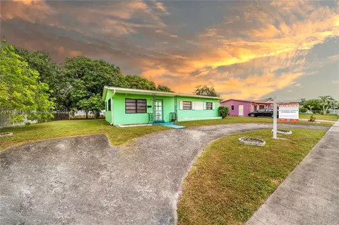 16921 NW 41st Ave, Miami Gardens, FL 33055