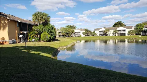 2531 NW 56th Ave #8-107, Lauderhill, FL 33313