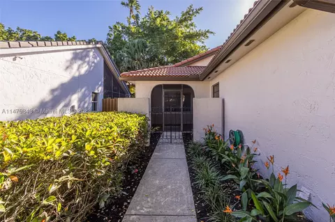 2022 Sacramento, Weston, FL 33326