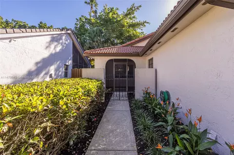 2022 Sacramento, Weston, FL 33326
