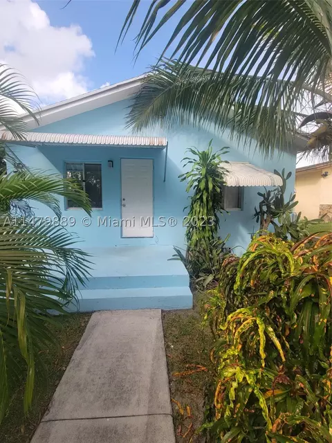 5743 Lincoln St, Hollywood, FL 33021