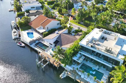 3360 NE 165th St, North Miami Beach, FL 33160
