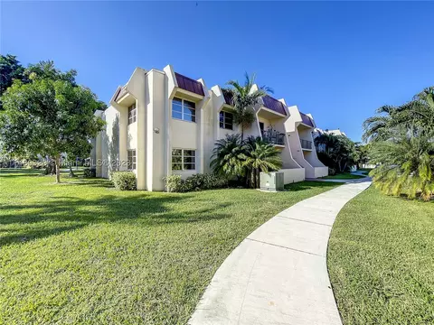 13811 SW 90th Ave #105H, Miami, FL 33176