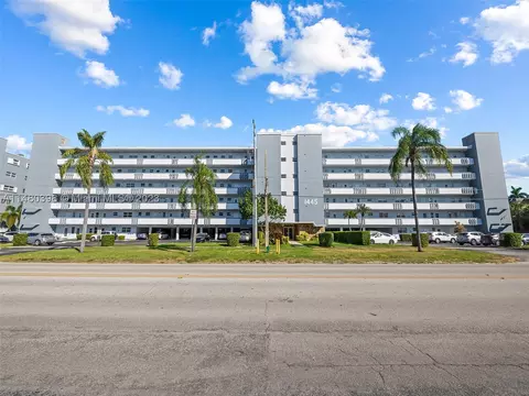 1445 Atlantic Shores Blvd #207, Hallandale Beach, FL 33009
